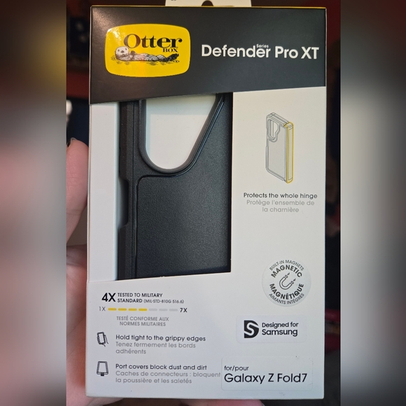 OtterBox Defender Pro XT for Galaxy Z Fold7 - Black - Picture 1 of 2